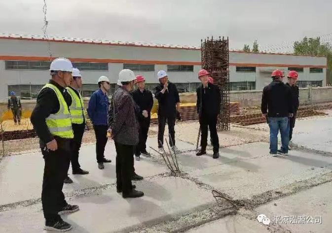 “五一”期间泓源公司对在建项目进行检查(图2) “五一”期间泓源公司对在建项目进行检查(图2)