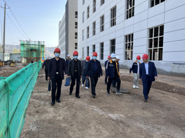 市建设工程服务中心督查开云网页版登录入口-开云(中国)
在建项目安全生产工作(图2) 市建设工程服务中心督查开云网页版登录入口-开云(中国)
在建项目安全生产工作(图2)