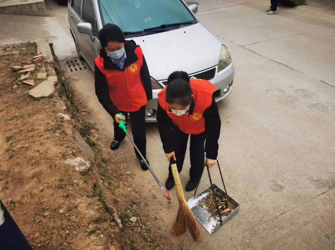 开云网页版登录入口-开云(中国)
赴包抓共建村社开展卫生清扫志愿服务活动(图4) 开云网页版登录入口-开云(中国)
赴包抓共建村社开展卫生清扫志愿服务活动(图4)