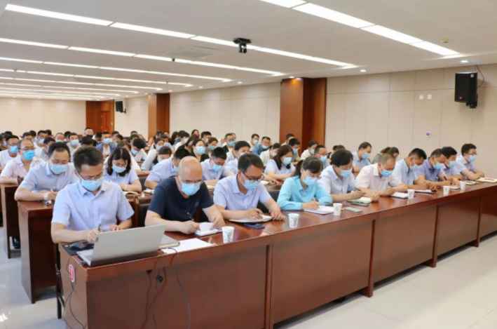 开云网页版登录入口-开云（中国）
召开划转企业甘肃水建公司全体职工会议(图2)